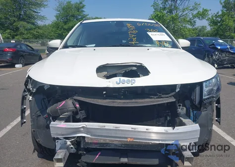 2020 Jeep Compass Latitude 4X4 from USA, damaged, VIN 3C4NJDBBXLT168695